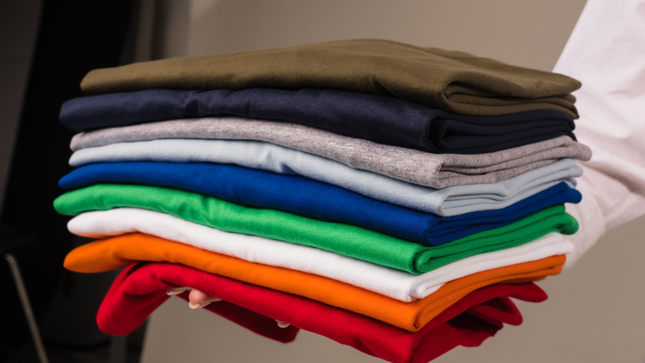 Master Clothing Folding: Expert Techniques for Perfect Packing